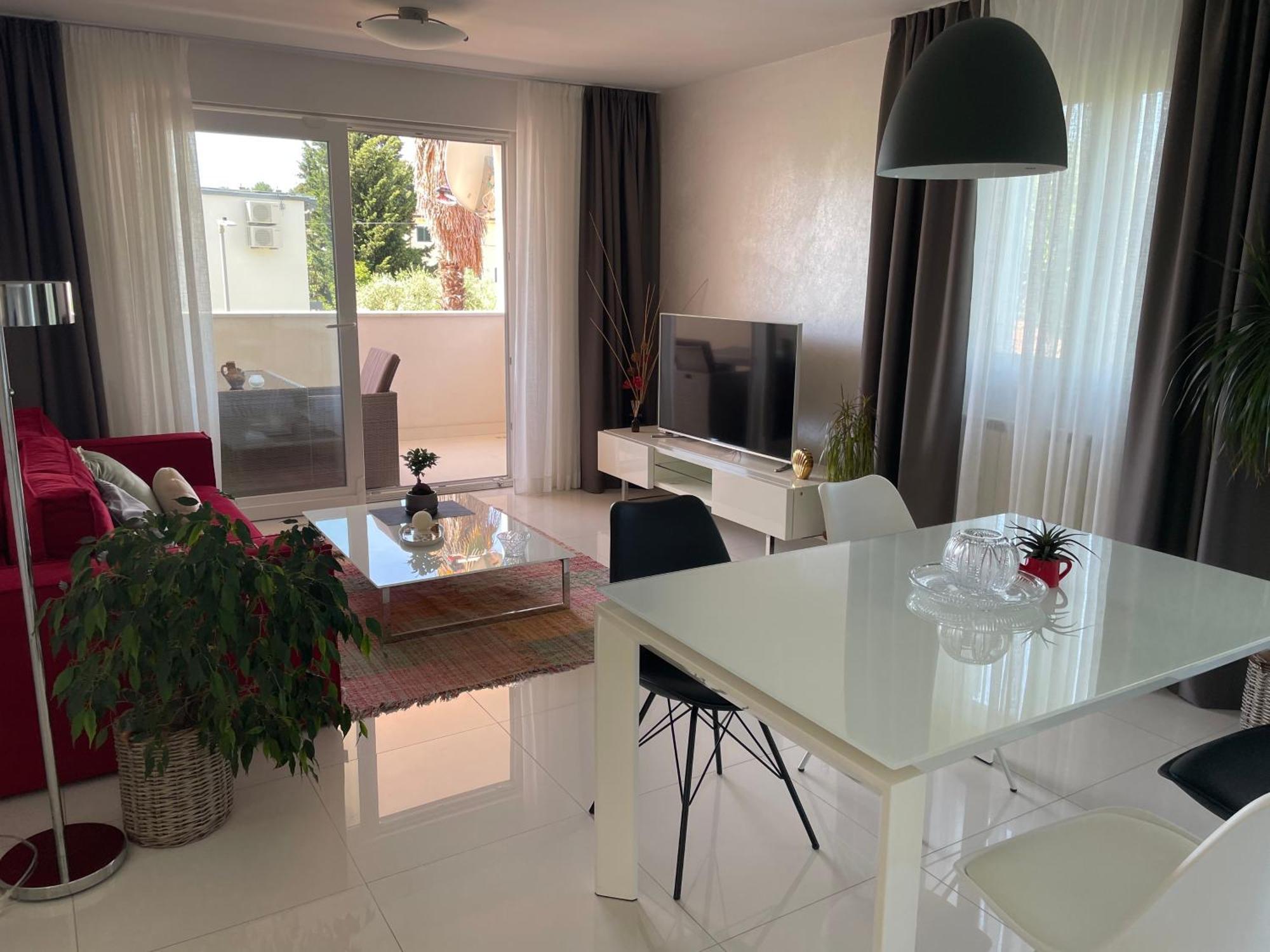 Apartments Bloom Near The Beach Poreč Exterior foto
